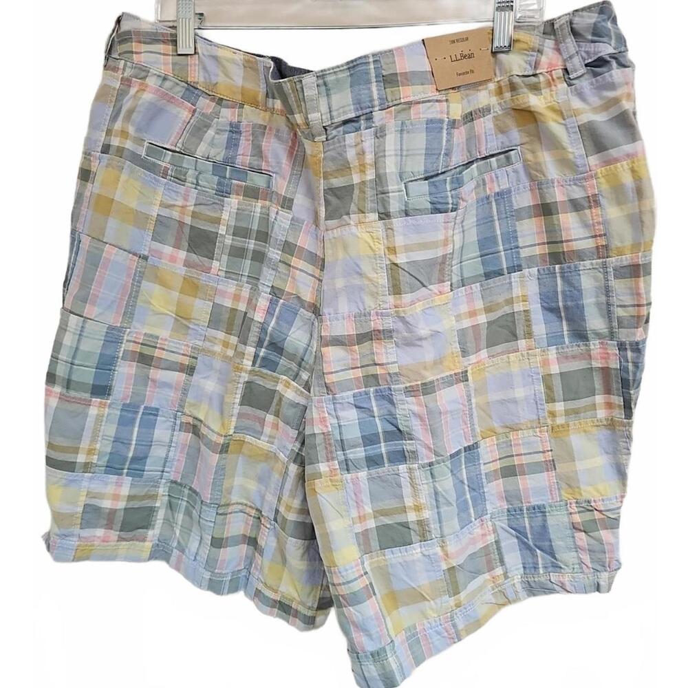 LL Bean Favorite Fit Lakewashed Chino Bermuda Shorts Size 18W New - Picture 5 of 6